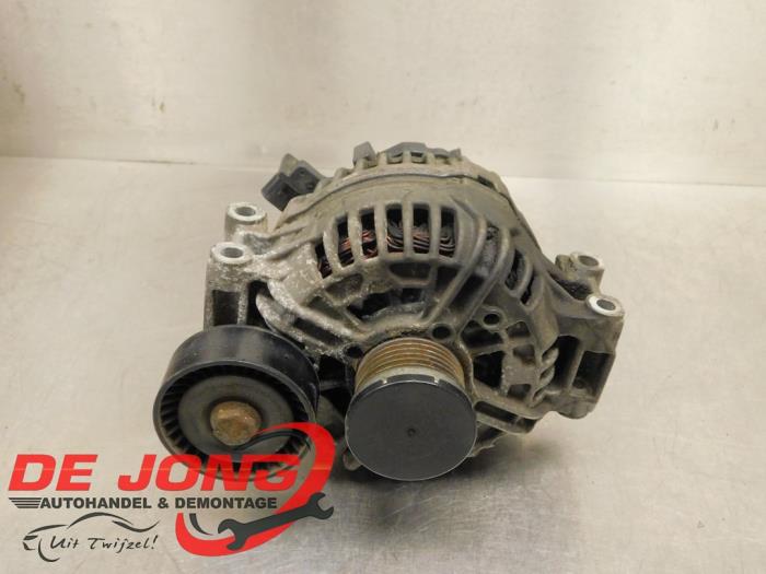 Gebruikte Dynamo BMW 1 serie (E87/87N) 118i 16V Prijs € 49,95 Margeregeling aangeboden door Autodemontagebedrijf de Jong