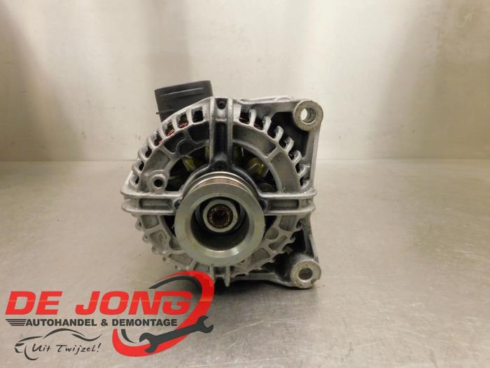 Gebruikte Dynamo BMW 3 serie Touring (E46/3) 320i 24V Prijs € 124,99 Margeregeling aangeboden door Autodemontagebedrijf de Jong