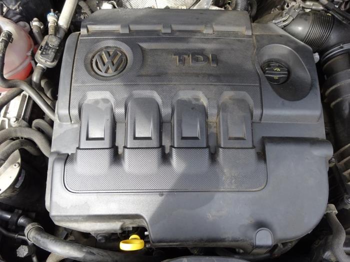 Gebruikte Motor Volkswagen Golf VII Variant (AUVV) 2.0 GTD 16V Prijs € 2.999,00 Margeregeling aangeboden door Autodemontagebedrijf de Jong