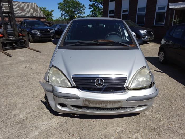 Gebruikte Servopomp Mercedes A (W168) 1.6 A-160 Prijs € 69,00 Margeregeling aangeboden door Autodemontagebedrijf de Jong