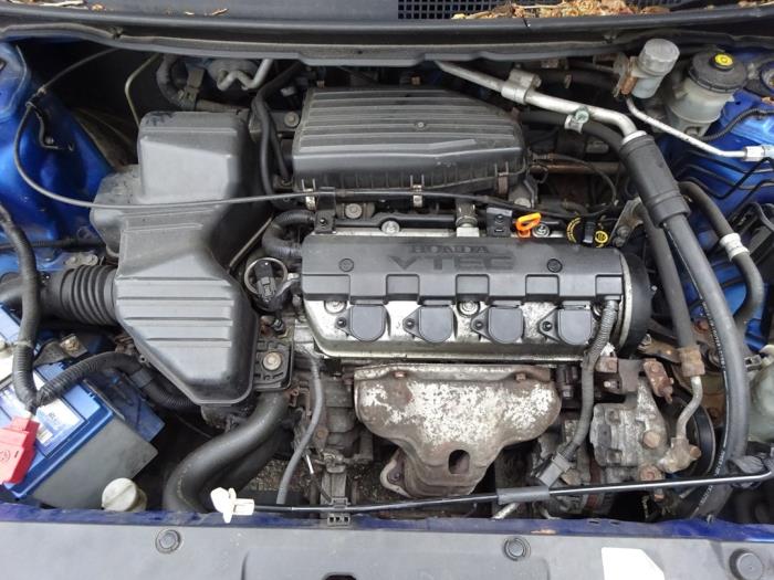 Gebruikte Motor Honda FR-V (BE) 1.7 16V Prijs € 600,00 Margeregeling aangeboden door Autodemontagebedrijf de Jong