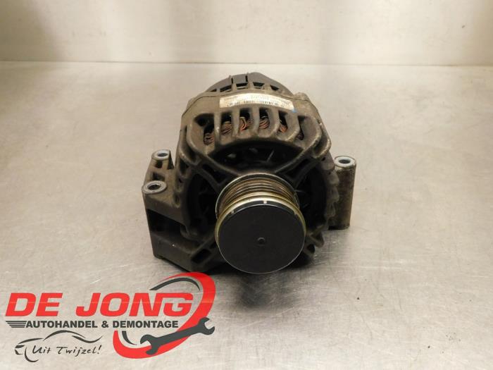 Gebruikte Dynamo Opel Combo 1.3 CDTI 16V ecoFlex Prijs € 19,95 Margeregeling aangeboden door Autodemontagebedrijf de Jong