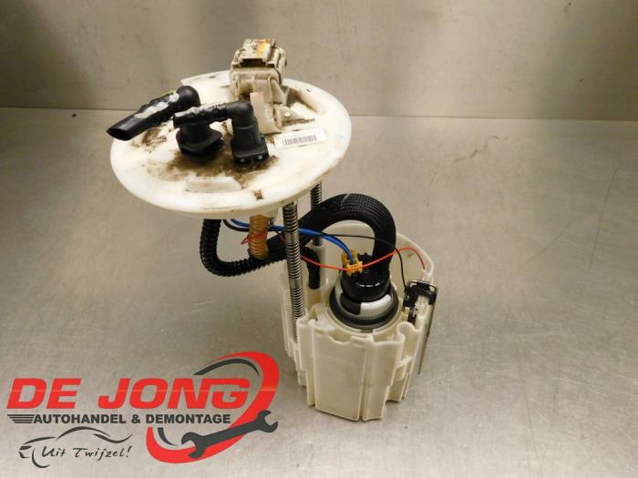 Gebruikte Tank element Pomp Chevrolet Cruze (305) Prijs € 66,10 Margeregeling aangeboden door Autodemontagebedrijf de Jong