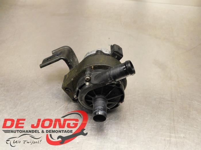 Gebruikte Waterpomp Mercedes Citan (420.6) 1.5 112 CDI Prijs € 48,94 Inclusief btw aangeboden door Autodemontagebedrijf de Jong
