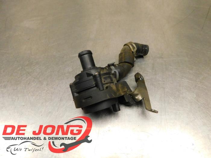 Gebruikte Waterpomp Skoda Octavia Combi (5EAC) 1.6 TDI 16V Prijs € 23,99 Margeregeling aangeboden door Autodemontagebedrijf de Jong