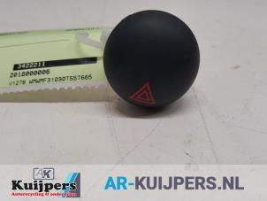Gebruikte Schakelaar Paniekverlichting Mini Mini (R56) 1.6 16V Cooper Prijs € 10,00 Margeregeling aangeboden door Autorecycling Kuijpers
