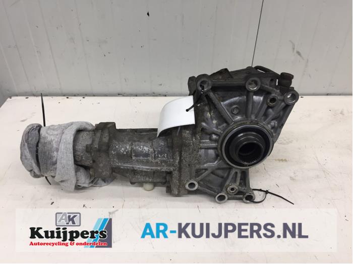 Differentieel voor van een Mitsubishi Outlander (CU) 2.4 16V 4x4 2004