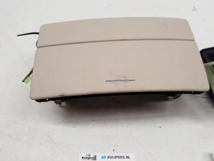 Gebruikte Dashboard deel Mercedes S (W221) 3.0 S-350 BlueTec 24V Prijs € 35,00 Margeregeling aangeboden door Autorecycling Kuijpers