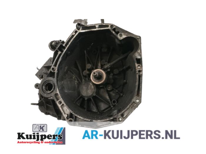 Versnellingsbak - Nissan Qashqai+2