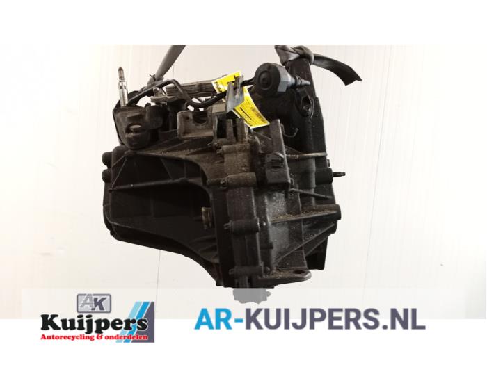 Versnellingsbak - Nissan Qashqai+2