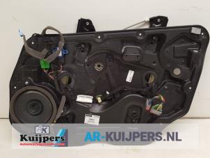 Gebruikte Ruitmechaniek 4Deurs rechts-voor Volvo XC60 I (DZ) Prijs € 65,00 Margeregeling aangeboden door Autorecycling Kuijpers