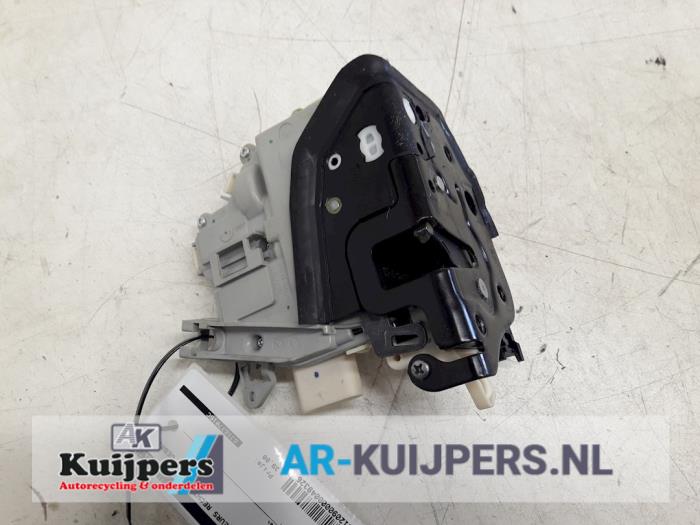 Deurslot Mechaniek 4Deurs rechts-voor - Audi A4