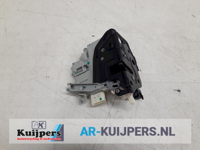 Deurslot Mechaniek 4Deurs rechts-achter - Audi A4