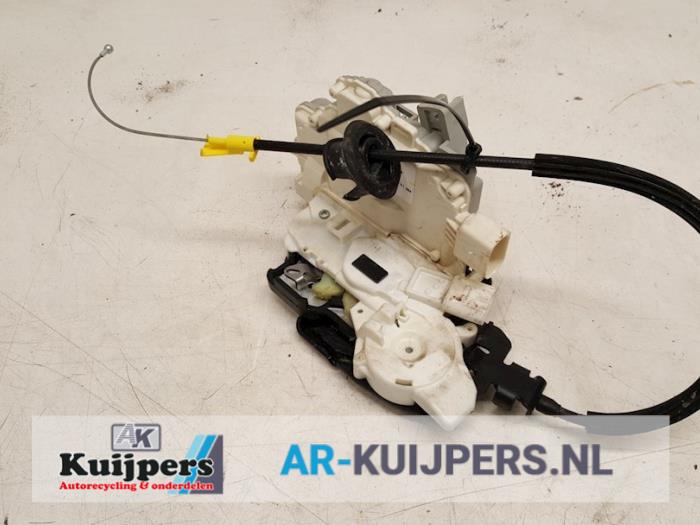 Deurslot Mechaniek 4Deurs rechts-achter - Audi A6