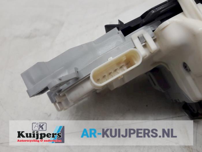 Deurslot Mechaniek 4Deurs rechts-achter - Audi Q5