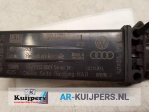 Gebruikte Bandenspanning module Volkswagen Phaeton (3D) 3.0 V6 TDI 24V 4Motion Prijs € 35,00 Margeregeling aangeboden door Autorecycling Kuijpers