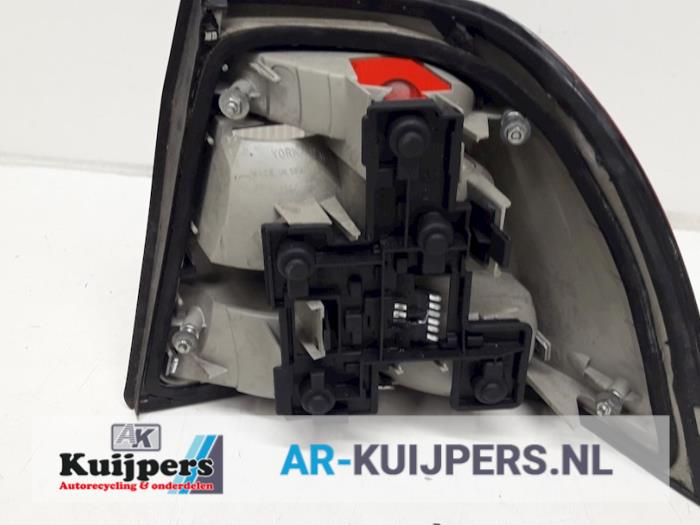 Achterlicht links - Opel Vectra