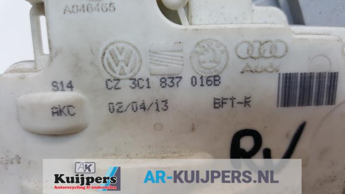 Deurslot Mechaniek 4Deurs rechts-voor - Volkswagen Passat