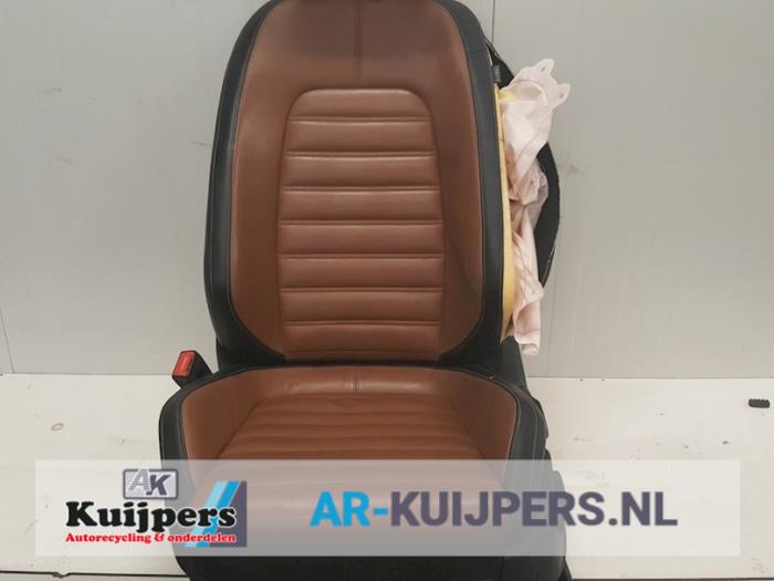 Stoel links - Volkswagen Passat