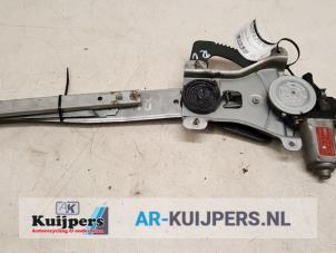Gebruikte Ruitmechaniek 4Deurs rechts-voor Chevrolet Kalos (SF48) 1.2 Prijs € 24,00 Margeregeling aangeboden door Autorecycling Kuijpers