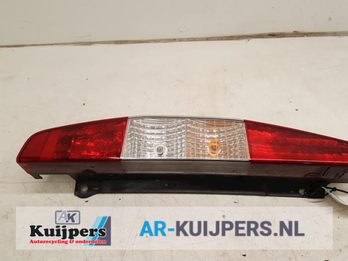 Achterlicht links - Fiat Doblo