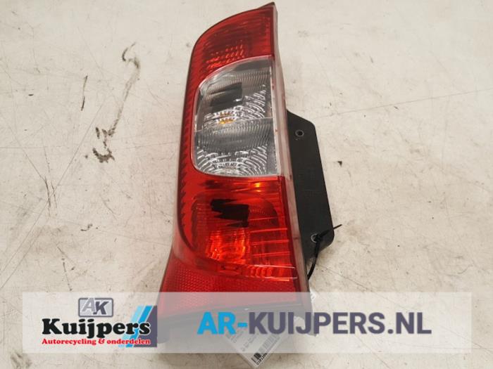 Achterlicht links - Citroen Nemo