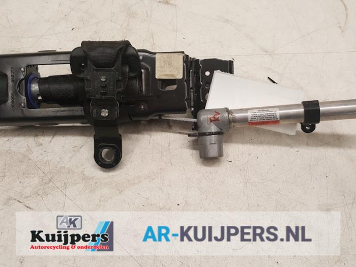 Veiligheidsgordel rechts-voor - Volvo V50