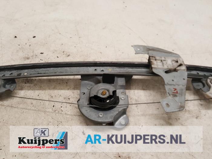 Ruitmechaniek 4Deurs links-voor - Toyota Aygo