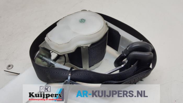 Veiligheidsgordel rechts-voor - Opel Vectra