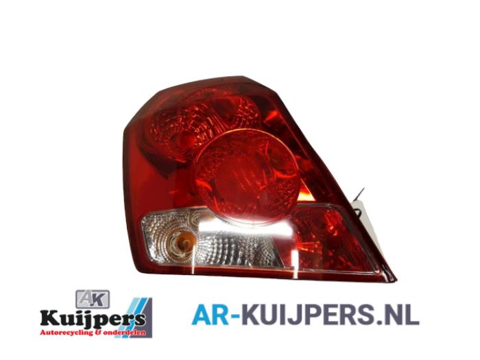 Achterlicht links - Chevrolet Kalos