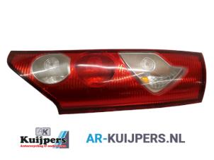 Gebruikte Achterlicht rechts Renault Kangoo Express (FW) Prijs € 15,00 Margeregeling aangeboden door Autorecycling Kuijpers
