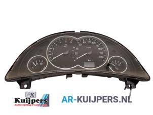 Gebruikte Cockpit Opel Tigra Twin Top 1.3 CDTi 16V Prijs € 45,00 Margeregeling aangeboden door Autorecycling Kuijpers