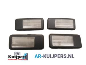 Gebruikte Binnenverlichting achter BMW X3 (E83) 2.0d 16V Prijs € 20,00 Margeregeling aangeboden door Autorecycling Kuijpers