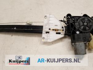 Gebruikte Ruitmechaniek 4Deurs links-achter Ford S-Max (WPC) 2.0 TDCi 210 16V Prijs € 50,00 Margeregeling aangeboden door Autorecycling Kuijpers