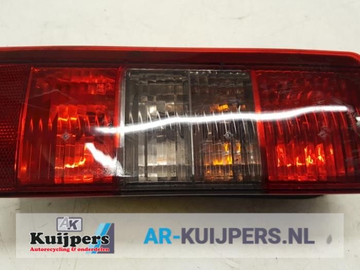 Achterlicht links - Opel Combo