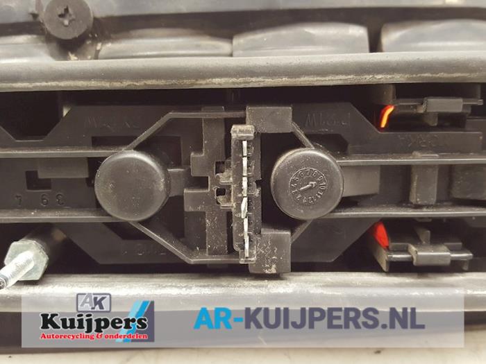 Achterlicht links - Opel Combo
