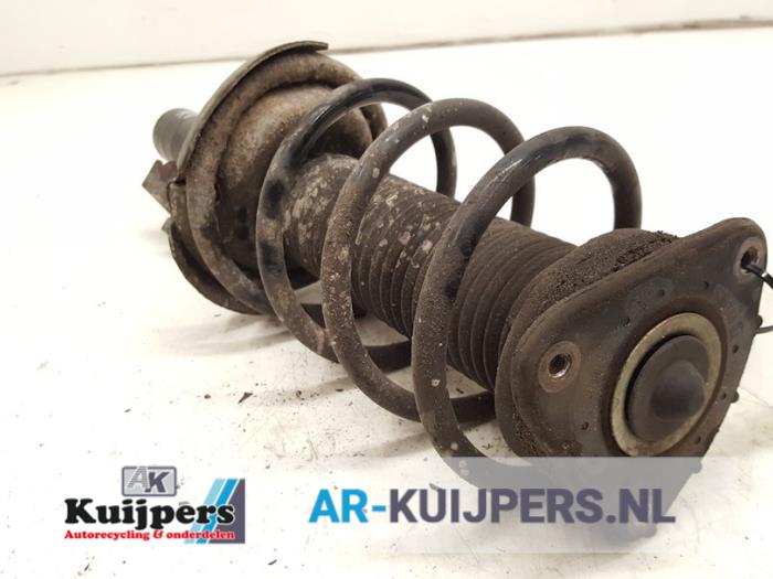 Schokdemperpoot rechts-voor - Volvo S40