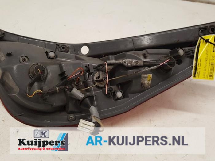 Achterlicht links - Hyundai I30