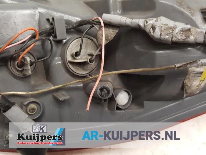 Achterlicht links - Hyundai I30