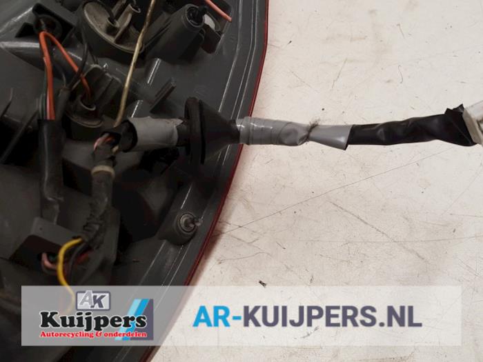 Achterlicht links - Hyundai I30