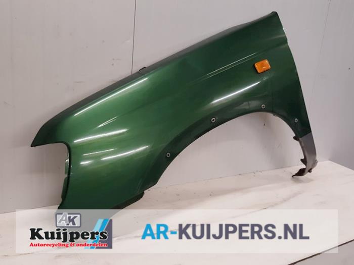 Scherm links-voor - Nissan King Cab
