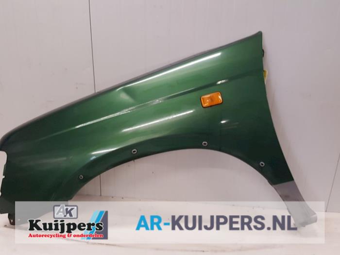 Scherm links-voor - Nissan King Cab