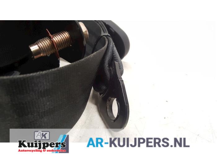 Veiligheidsgordel links-voor - Kia Magentis