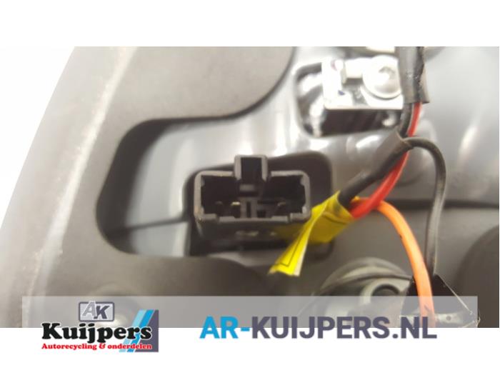 Achterlicht links - Kia Magentis