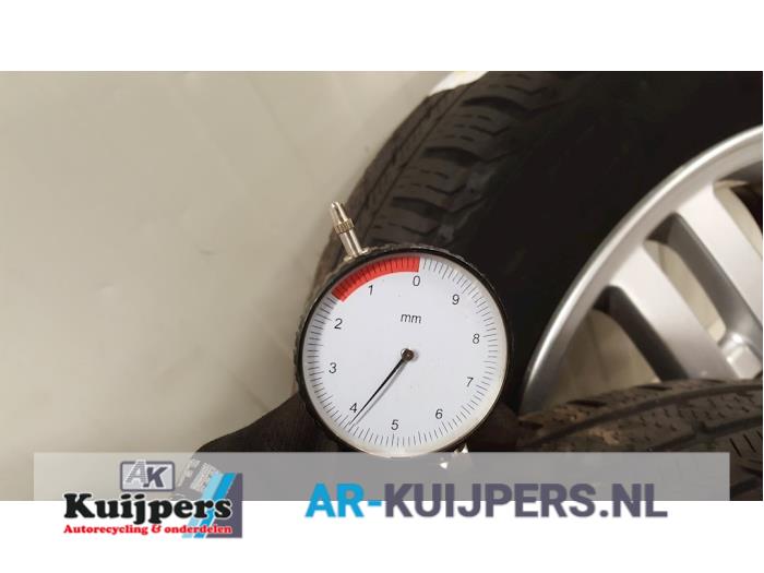 Velgen set + winterbanden - Ford Focus