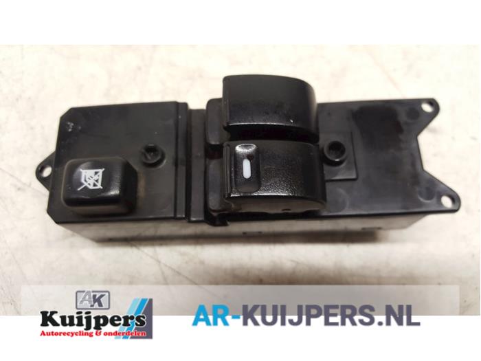 Combischakelaar ramen van een Mitsubishi Colt (Z2/Z3) 1.1 12V 2007