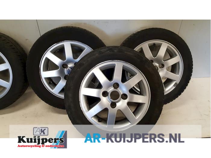Velgen set + banden - Ford KA