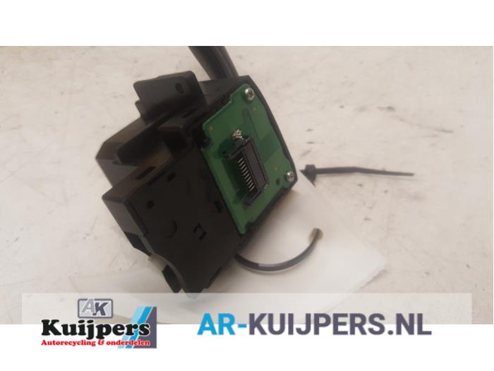 12V