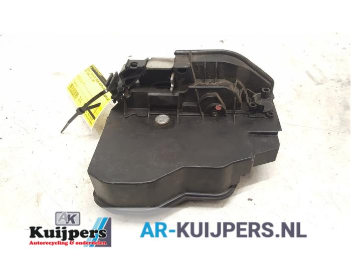 Deurslot Mechaniek 4Deurs rechts-voor - BMW 1-Serie