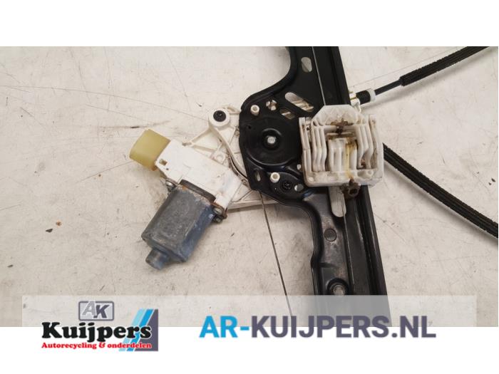 Ruitmechaniek 4Deurs links-voor - BMW 1-Serie
